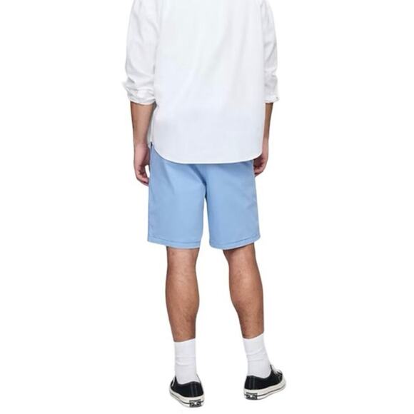 NWT Gap Men’s 10” Essential Khaki Shorts Blue Suede Size 34 - Picture 2 of 9